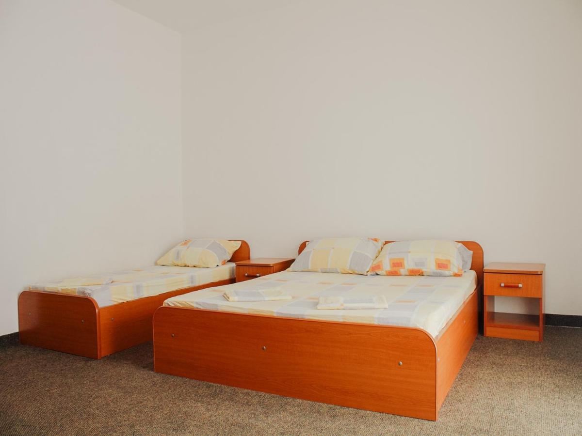 Apartments And Rooms Mato Neum Quarto foto