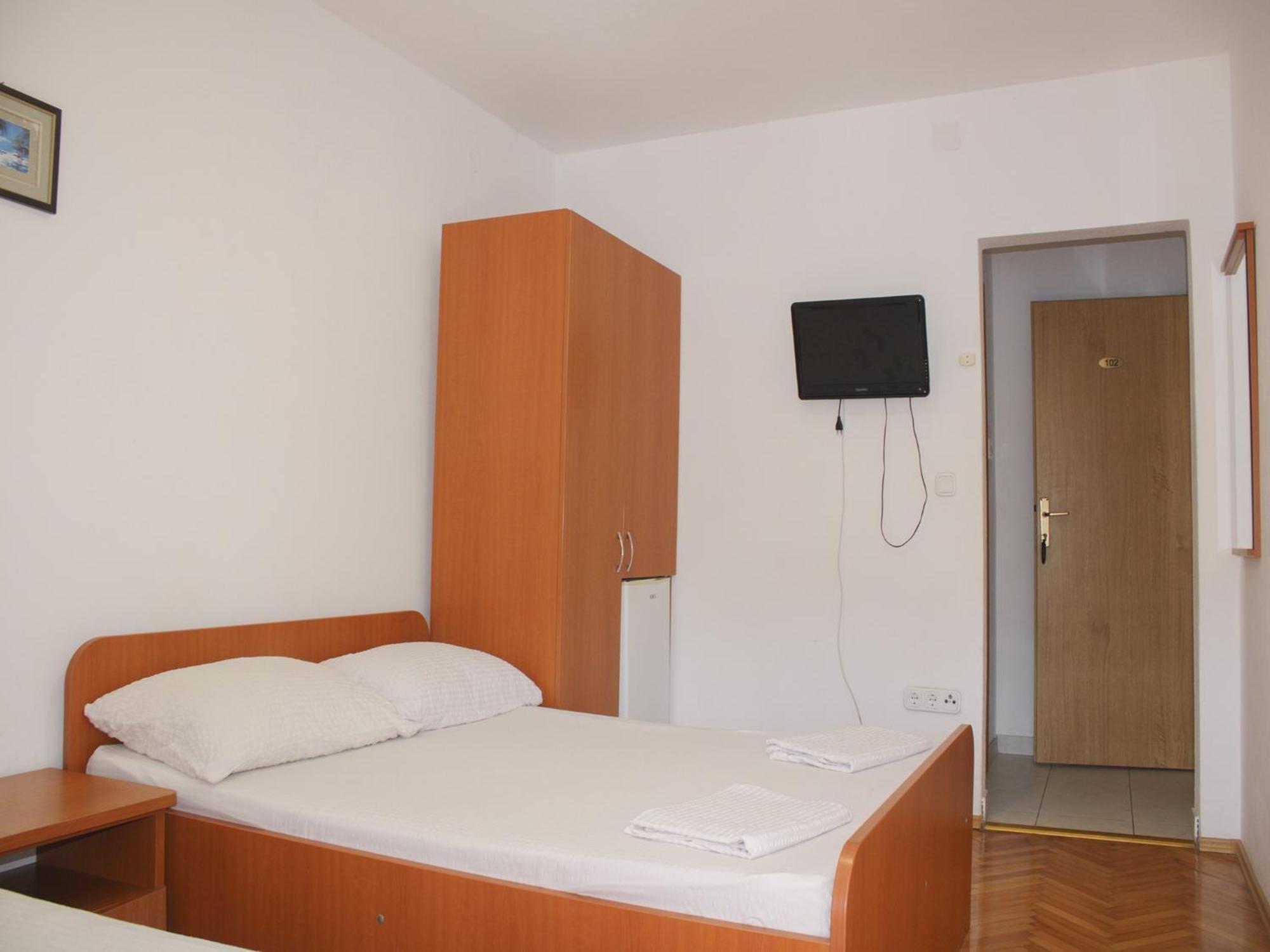 Apartments And Rooms Mato Neum Quarto foto