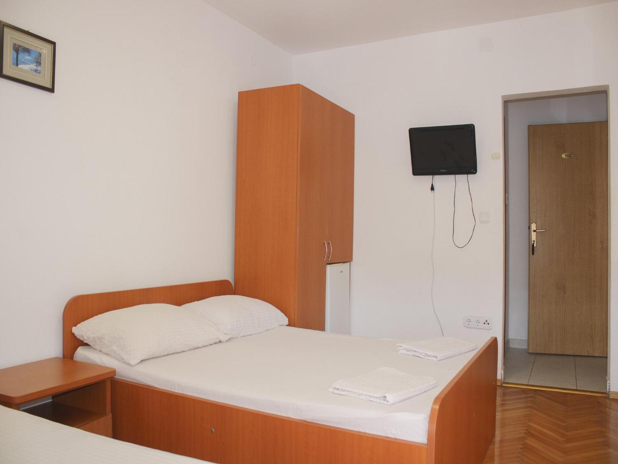 Apartments And Rooms Mato Neum Quarto foto