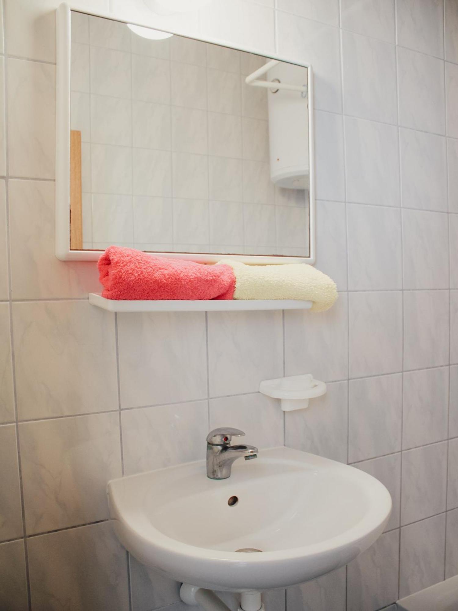 Apartments And Rooms Mato Neum Quarto foto